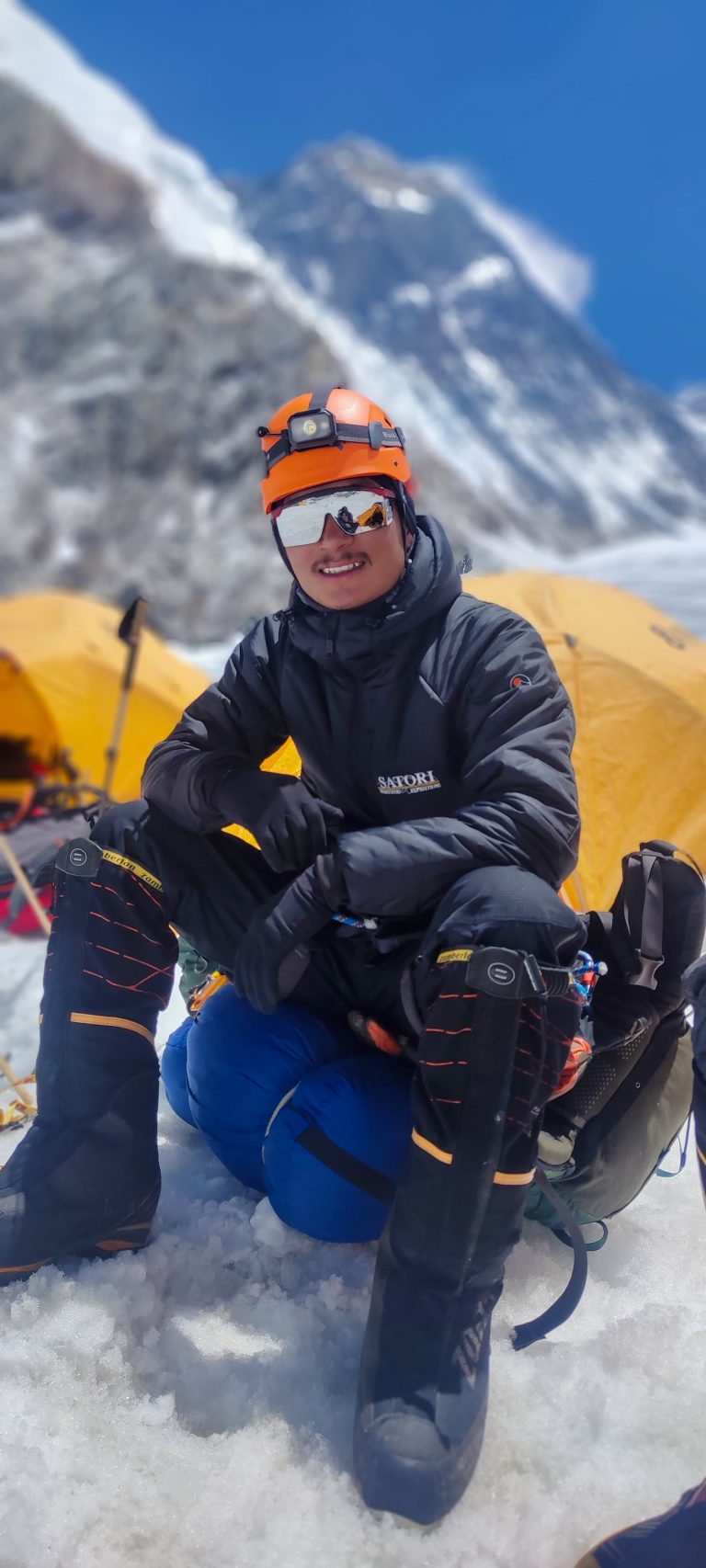 Karol Adamski Safe2Summits Mont Everest